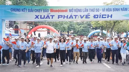 Khai mạc Chung kết Giải chạy Báo Hà Nội Mới 2025