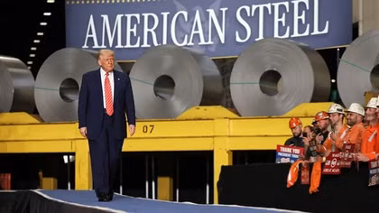 Ông Trump tăng gấp đôi thuế với thép nhập khẩu