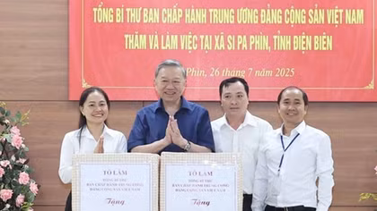 Tổng Bí thư kiểm tra vận hành hệ thống chính trị xã Si Pa Phìn, tỉnh Điện Biên
