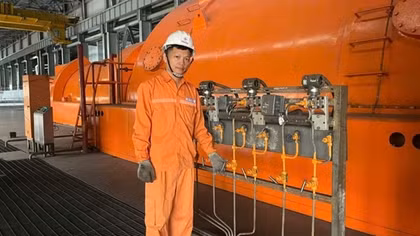 Người Lò trưởng luôn tận tâm với công việc