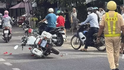 Khống chế người đàn ông gây tai nạn bỏ trốn rồi tấn công CSGT