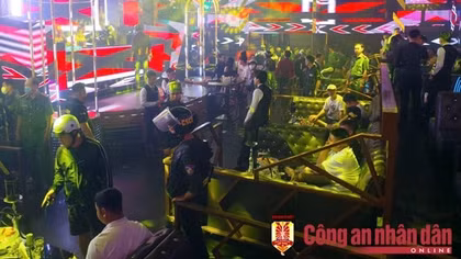 Nhân viên cùng khách "bay" tại quán bar lớn nhất Phú Quốc