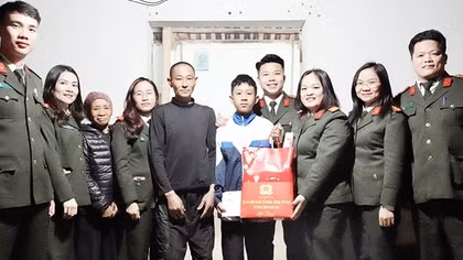 Sẻ chia Tết yêu thương cùng đồng bào Cao Bằng và Bắc Giang