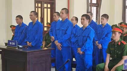 Băng cướp dùng roi điện gây án trên quốc lộ N2 lãnh án