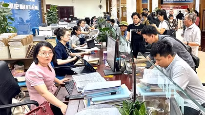 Nghịch lý tiền thuế cao hơn tiền bán đất