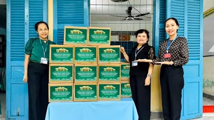 Trao tặng 50.000 bộ sách giáo khoa tại TP Hồ Chí Minh