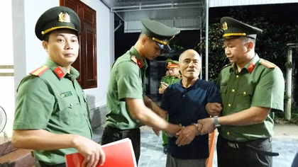 Khởi tố đối tượng lợi dụng các quyền tự do dân chủ xâm phạm lợi ích của Nhà nước