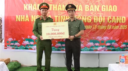 Phát huy truyền thống đơn vị anh hùng, quyết tâm xây dựng Công an Quảng Ninh chính quy, tinh nhuệ, hiện đại, vì nhân dân phục vụ