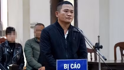 Bản án phúc thẩm tăng mức phạt bị cáo từ 18 tháng lên 3 năm tù