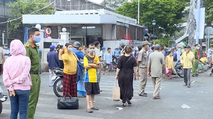 TP Hồ Chí Minh: Vẫn còn tình trạng “cò” tiếp cận, lôi kéo người bệnh