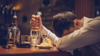 Đoàn du khách bị ngộ độc tại Ninh Thuận có liên quan đến rượu "Sơ ri"?