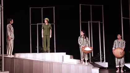 “Nơi bình minh trở lại” và những bất ngờ sân khấu Kịch CAND