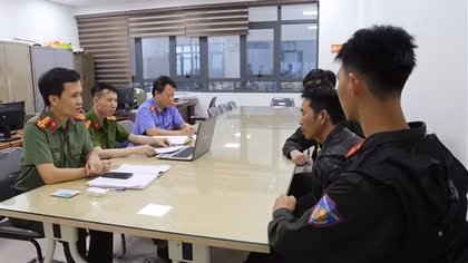 Giám đốc Công an tỉnh trực tiếp chỉ đạo giải cứu bé gái 9 tuổi bị bắt làm con tin