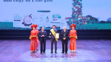 Amway Việt Nam lần thứ 12 vinh dự nhận giải thưởng Sản phẩm vàng vì sức khoẻ cộng đồng