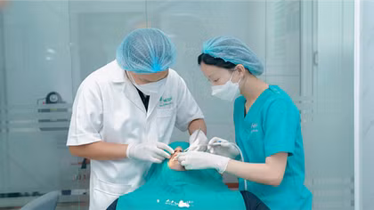 Tết trọn vị sum vầy nhờ giải pháp trồng răng Implant hiện đại