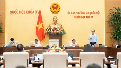 Cử tri đánh giá cao lực lượng Công an triệt phá các đường dây buôn lậu, lừa đảo qua mạng