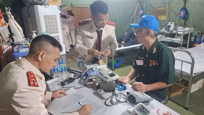 Chăm sóc y tế chu đáo cho nhiều cựu chiến binh và người dân chờ xem A80