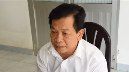 Giả cán bộ Thanh tra đến các quán cà phê “xin quà”, lừa thắng kiện tranh chấp đất đai