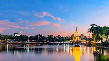 Đến núi Cấm – cùng nhau “chạm đến” thiên nhiên hùng vĩ