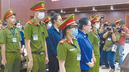 Nỗi lòng nhà báo tác nghiệp tại các phiên tòa