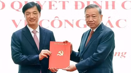 Bộ Chính trị điều động, phân công, chỉ định đồng chí Nguyễn Duy Ngọc giữ chức Bí thư Thành ủy Hà Nội