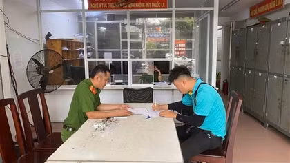 Vụ bé trai 4 tuổi bị bỏ rơi ở Khánh Hòa: Công an đã liên lạc được người mẹ