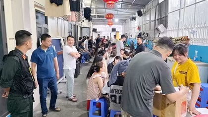 “Săn” thiếu nữ qua mạng