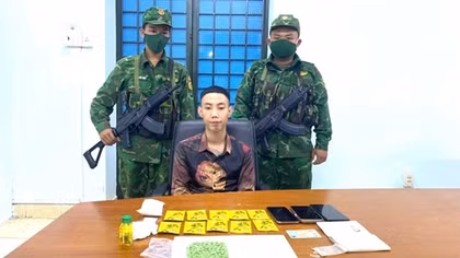 Bắt kẻ nhập cảnh trái phép, vận chuyển nhiều loại ma túy mới