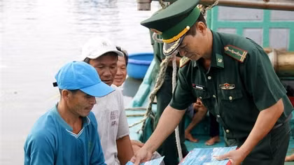 Khắc phục "thẻ vàng" IUU": Đồng Tháp quản lý chặt đội tàu khai thác