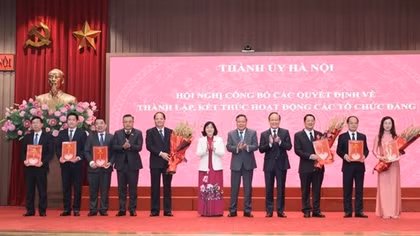 Hà Nội công bố quyết định hợp nhất, thành lập Ban Tuyên giáo và Dân vận Thành ủy