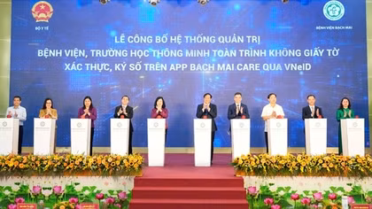 Công bố bệnh viện thông minh không giấy tờ, số hóa toàn trình đầu tiên ở Việt Nam