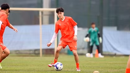 U17 Việt Nam chờ gì từ cầu thủ Việt kiều?