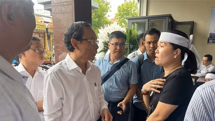 Sau vụ cháy 8 người chết, buộc tháo dỡ các công trình lấn chiếm tại cư xá Độc Lập