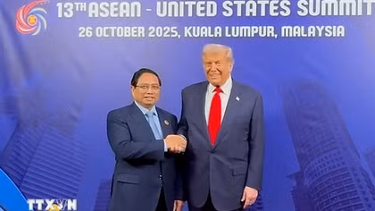 Thủ tướng Phạm Minh Chính gặp Tổng thống Hoa Kỳ Donald Trump