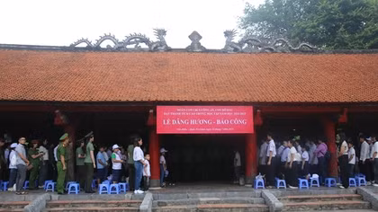 168 con đỡ đầu, con cán bộ, chiến sĩ CAND xuất sắc báo công tại Văn Miếu – Quốc Tử Giám