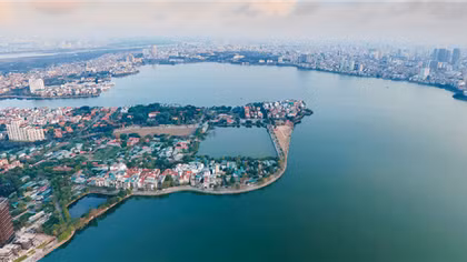 Hà Nội nghiên cứu mở rộng nhiều tuyến đường quanh hồ Tây