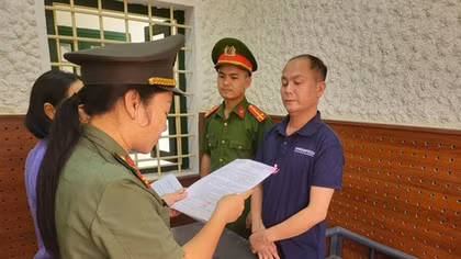 Khởi tố một trưởng Văn phòng đại diện Tạp chí Thương Hiệu và Pháp Luật