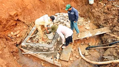 Khơi giếng xưa, giữ mạch làng