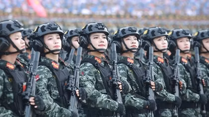 Vinh dự, tự hào với nhịp bước của người chiến sĩ CAND giữa Quảng trường lịch sử
