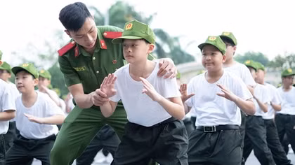 Cảnh giác với trò lừa mạo danh “Học kỳ Công an”, "Trại hè Quân đội"