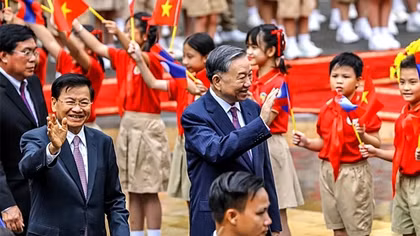 Thắt chặt đoàn kết, tạo đột phá mạnh mẽ trong quan hệ Việt Nam – Lào