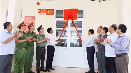 Bàn giao đưa vào sử dụng 42 trụ sở Công an cấp xã ở Sóc Trăng