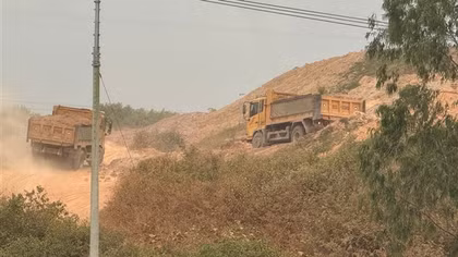 Công an vào cuộc vụ đoàn xe “múc trộm” khoáng sản tại Đà Nẵng