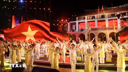 Đặc sắc chương trình chính luận nghệ thuật “Thời cơ vàng”