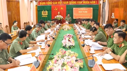 Công an Vĩnh Long triển khai bảo đảm ANTT tuần lễ văn hóa, thể thao và du lịch năm 2025