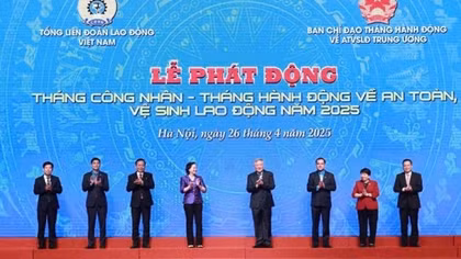 Đảng và Nhà nước luôn quan tâm tạo môi trường làm việc an toàn, lành mạnh cho đội ngũ công nhân, người lao động