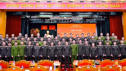 Quyết tâm chính trị cao nhất, hoàn thành xuất sắc nhiệm vụ công tác cán bộ
