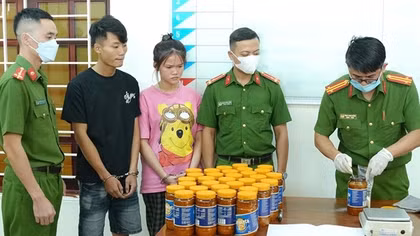 21kg ma túy ngụy trang trong kiện hàng từ Pháp về Việt Nam