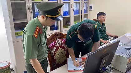 Tìm việc làm trên mạng, nam thanh niên Trung Quốc bị lừa nhập cảnh trái phép vào Việt Nam