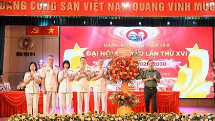 Nỗ lực xây dựng Đảng bộ Bệnh viện 19-8 trong sạch, vững mạnh
